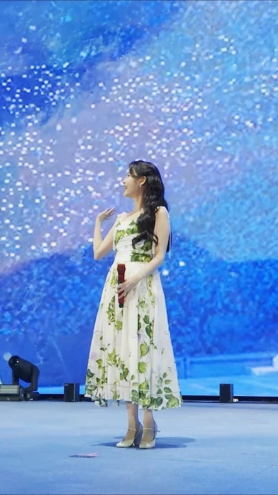 Behind-the-scenes cut of IU