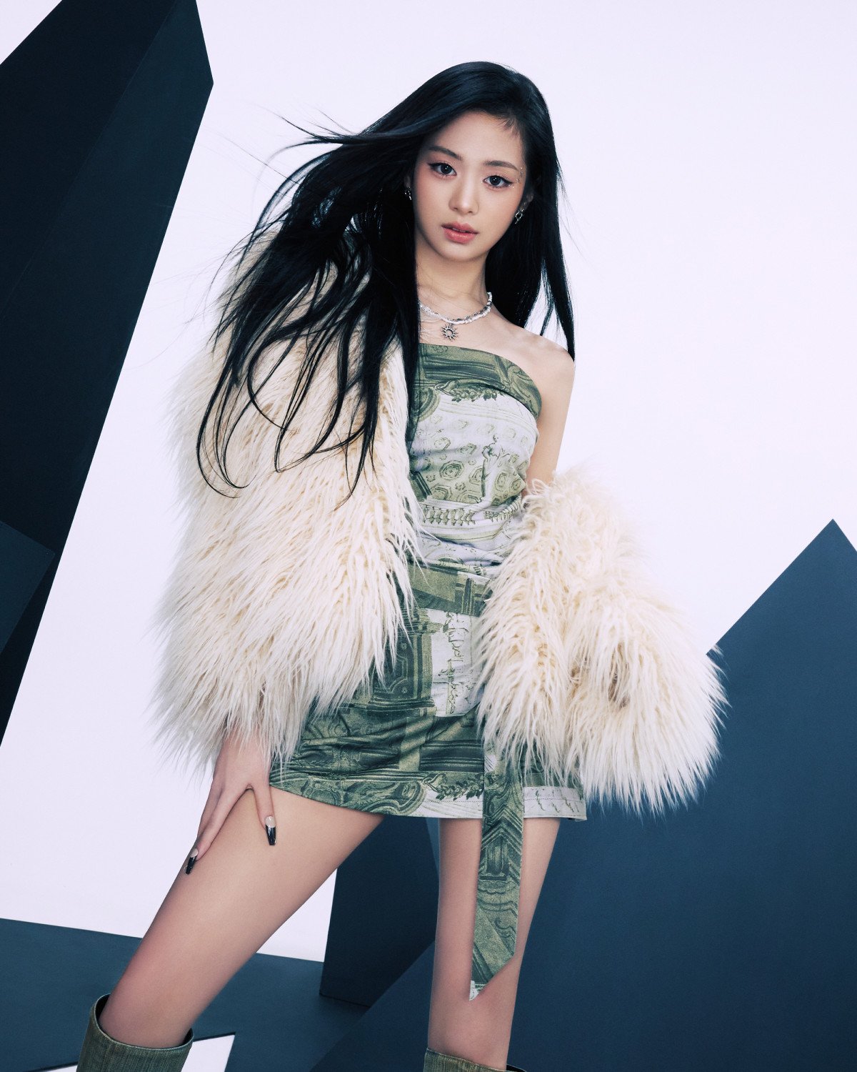 Recent activity shot of Ahyeon (BABYMONSTER)