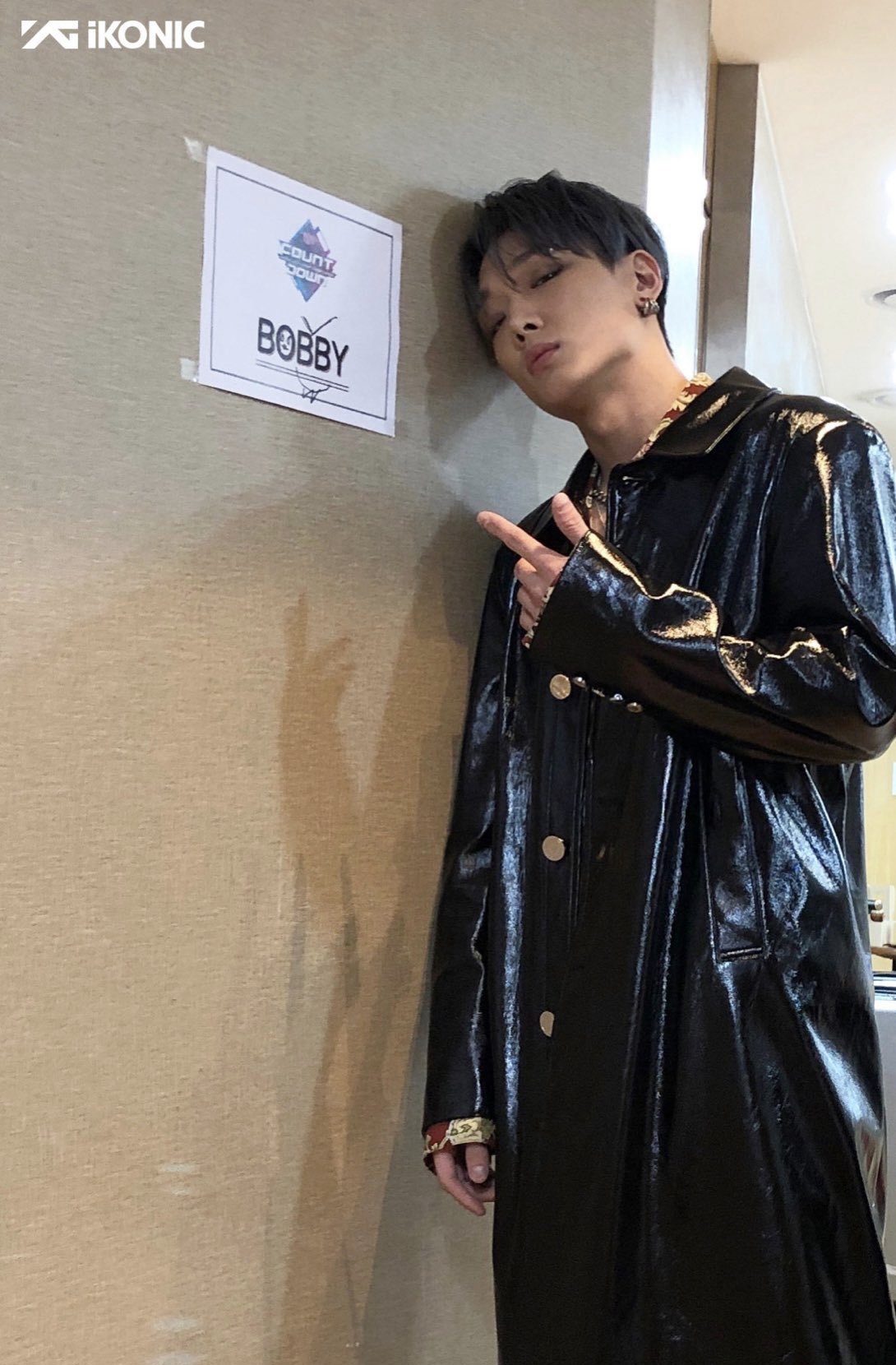 A moment captured by BOBBY (iKON)'s fan