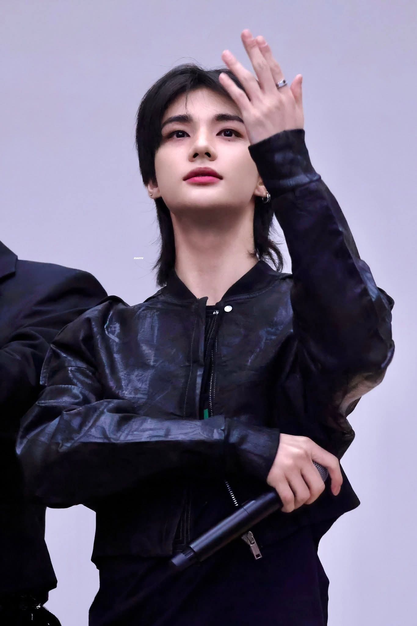 Recent activity shot of Hyunjin (Stray Kids)