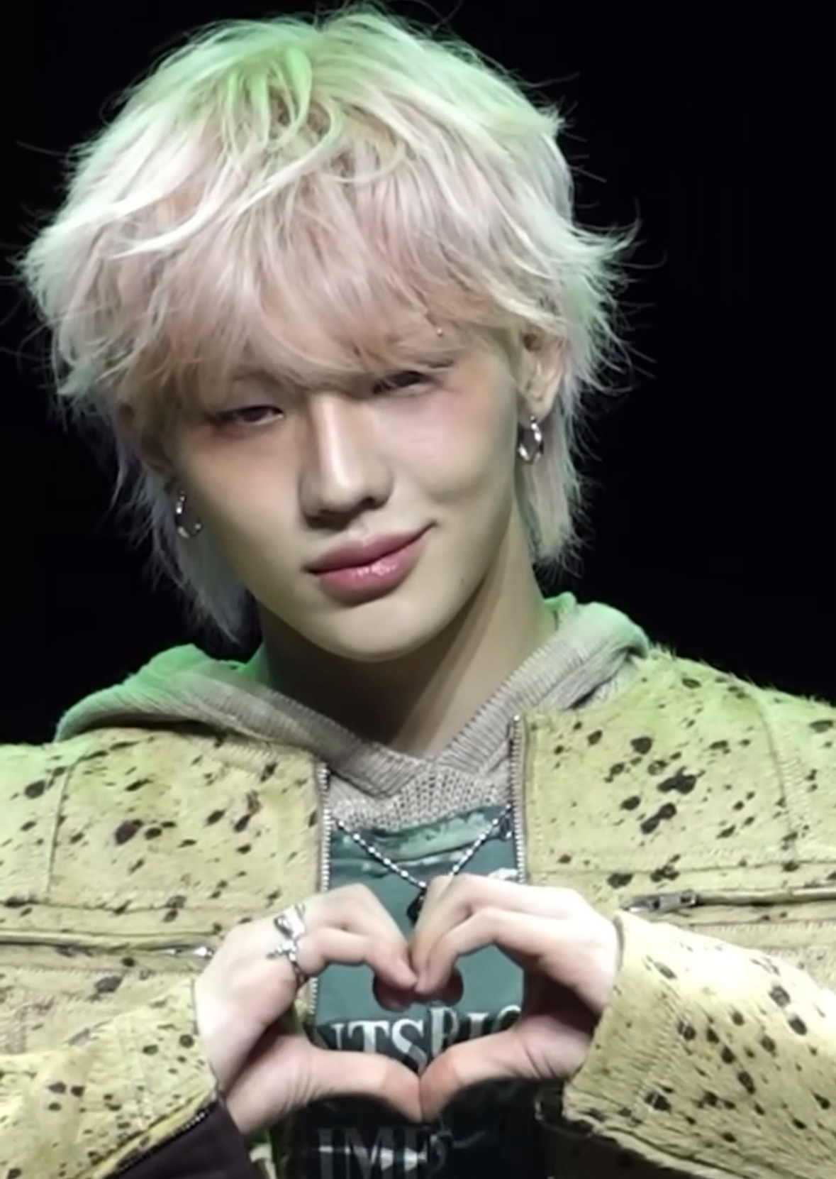 천준혁 (TNX)의 비하인드 컷