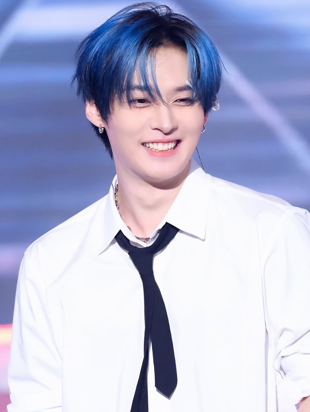 Behind-the-scenes cut of Lee Know (Stray Kids)