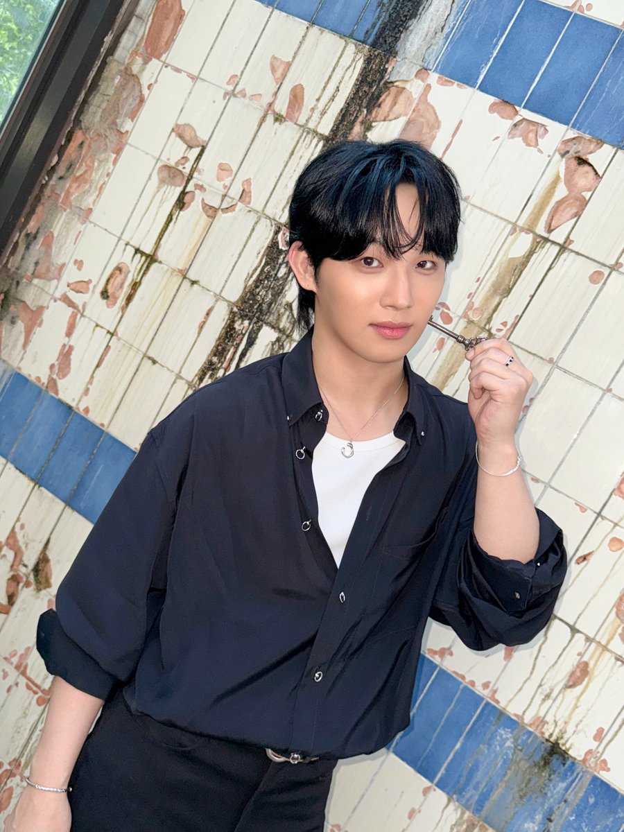 A moment captured by BTOB's fan
