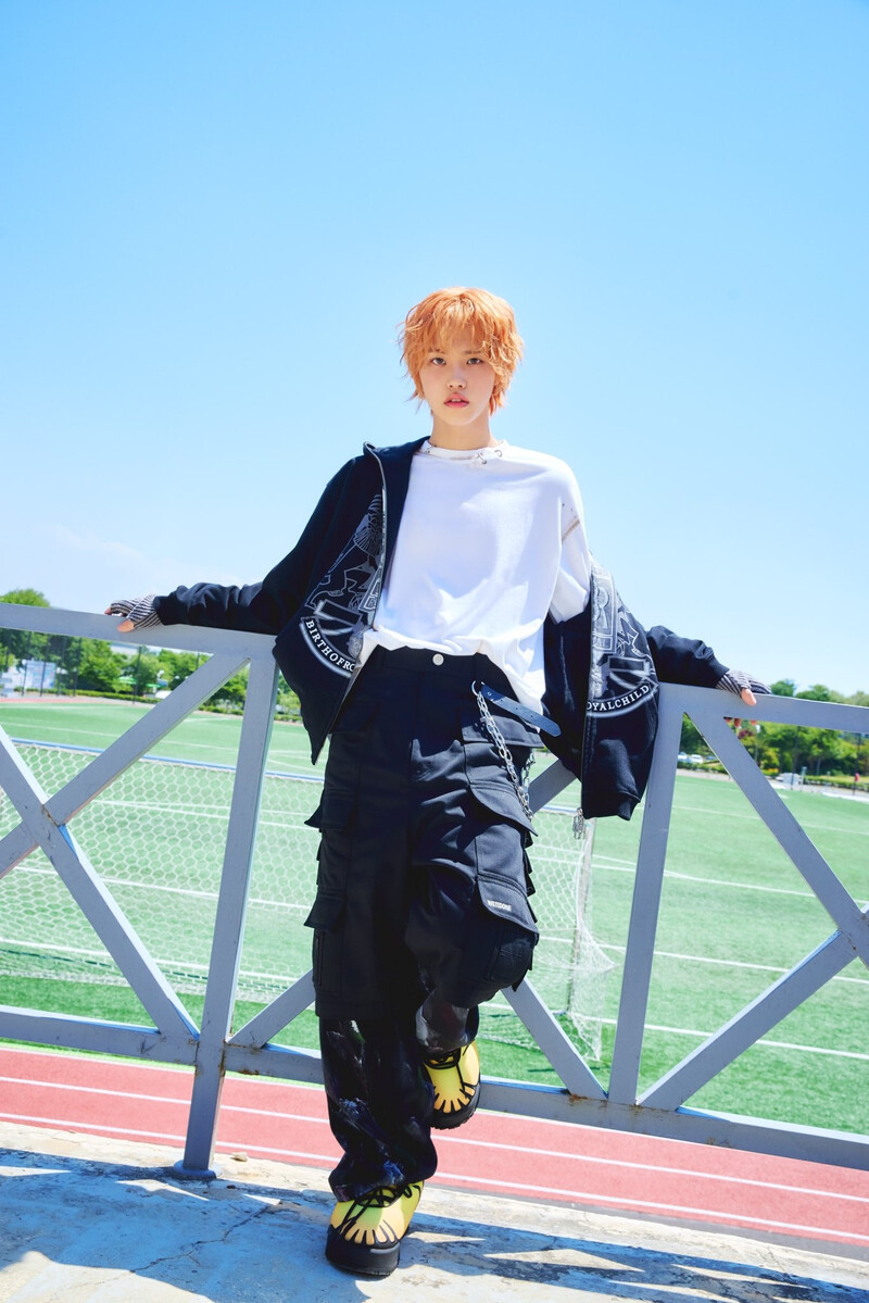 Behind-the-scenes cut of Park Juwon (AHOF)