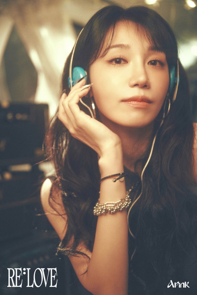 Foto aktivitas terbaru Apink