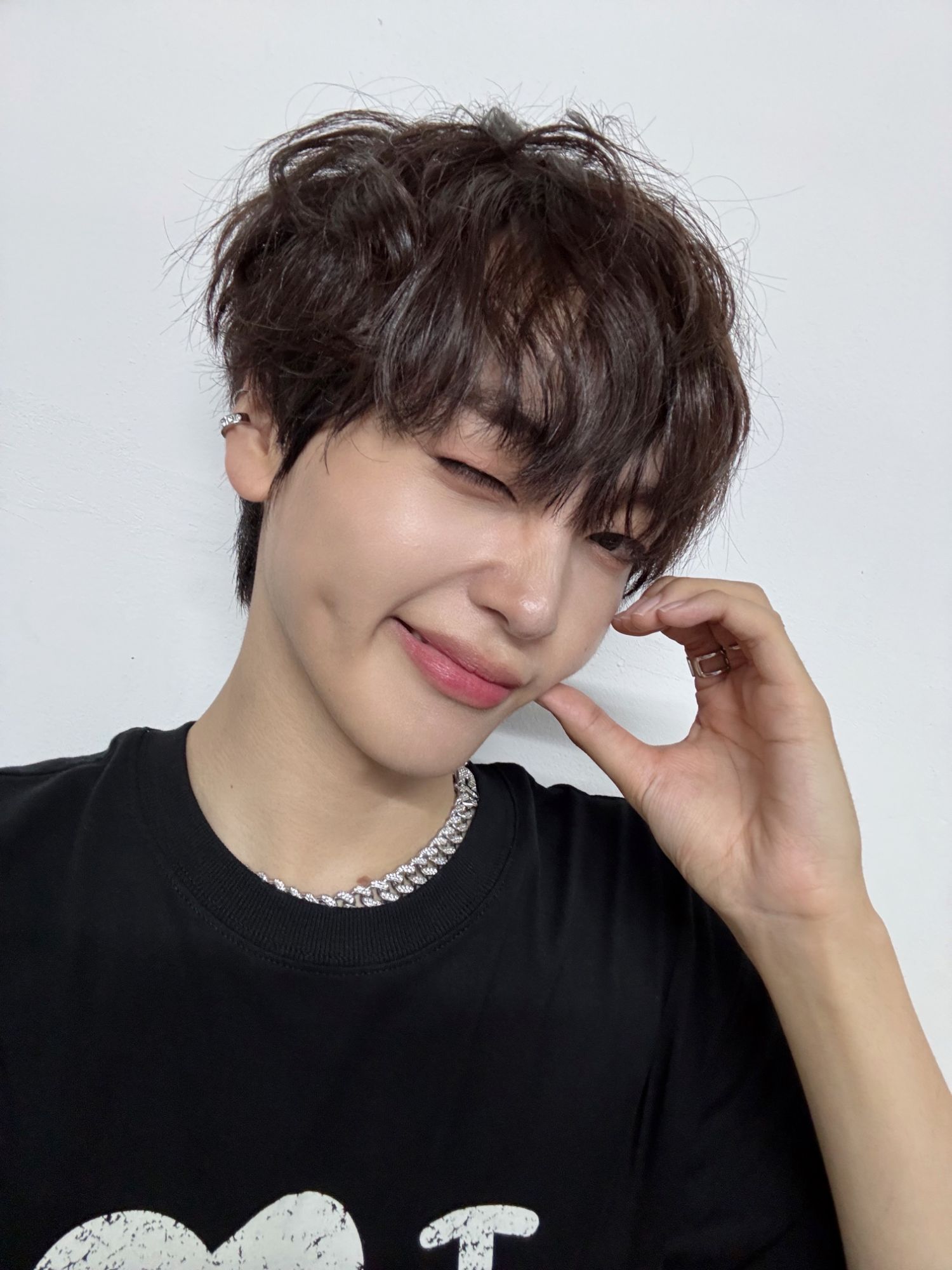 Recent activity shot of Hyeongjun (CRAVITY)