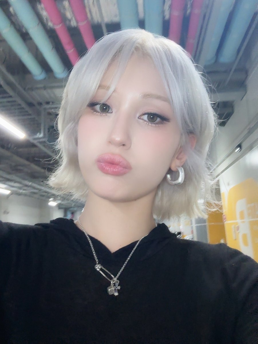 A moment captured by Jeon Somi's fan
