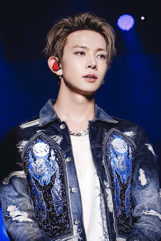 Latest photo of Heeseung (ENHYPEN)