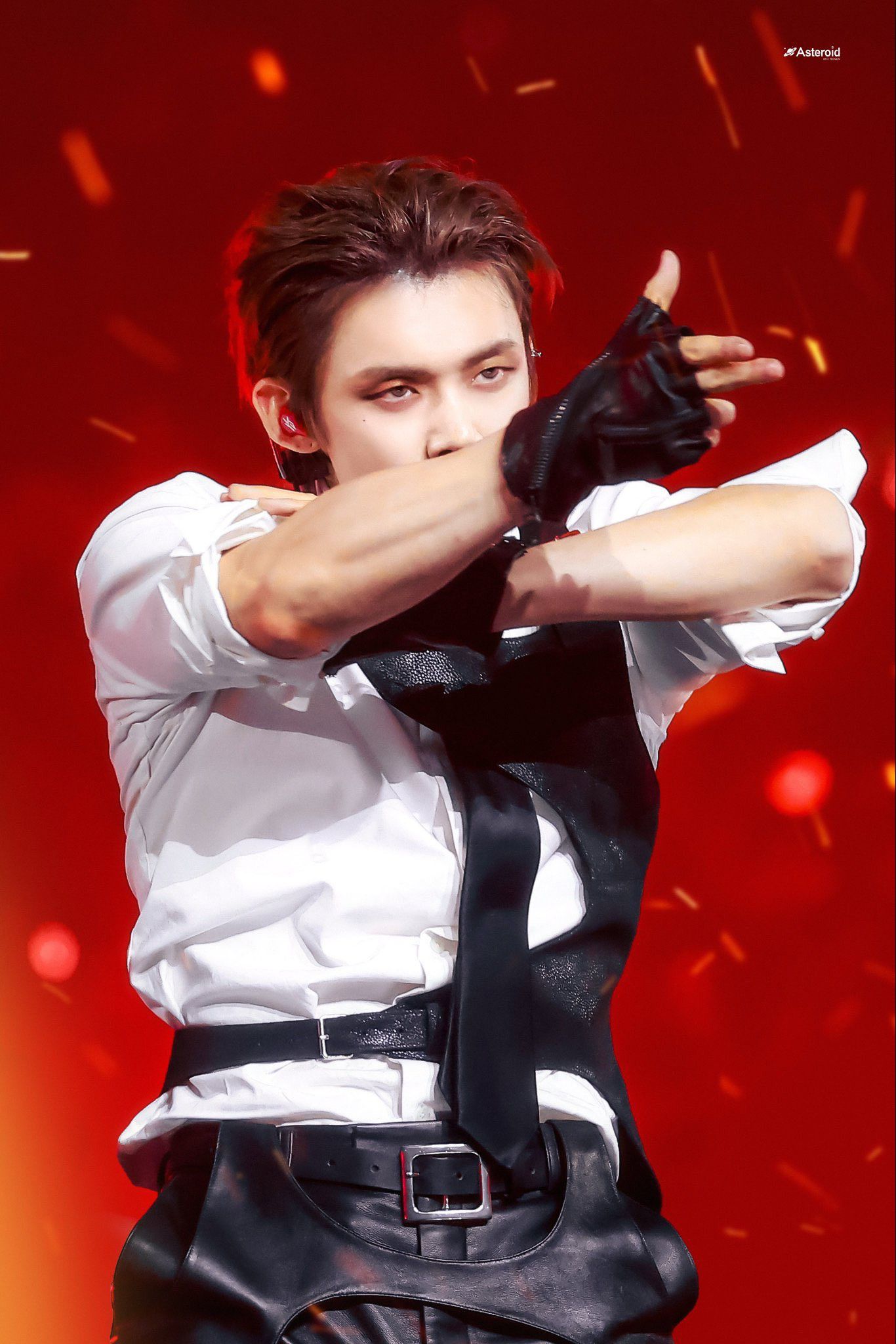 Behind-the-scenes cut of Yeonjun (TOMORROW X TOGETHER)