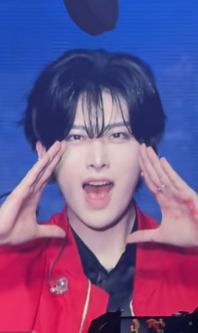 Latest photo of Ricky (ZEROBASEONE)