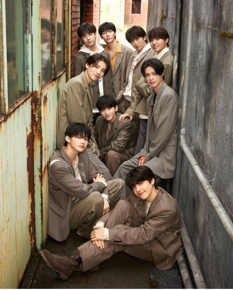 Recent activity shot of &TEAM