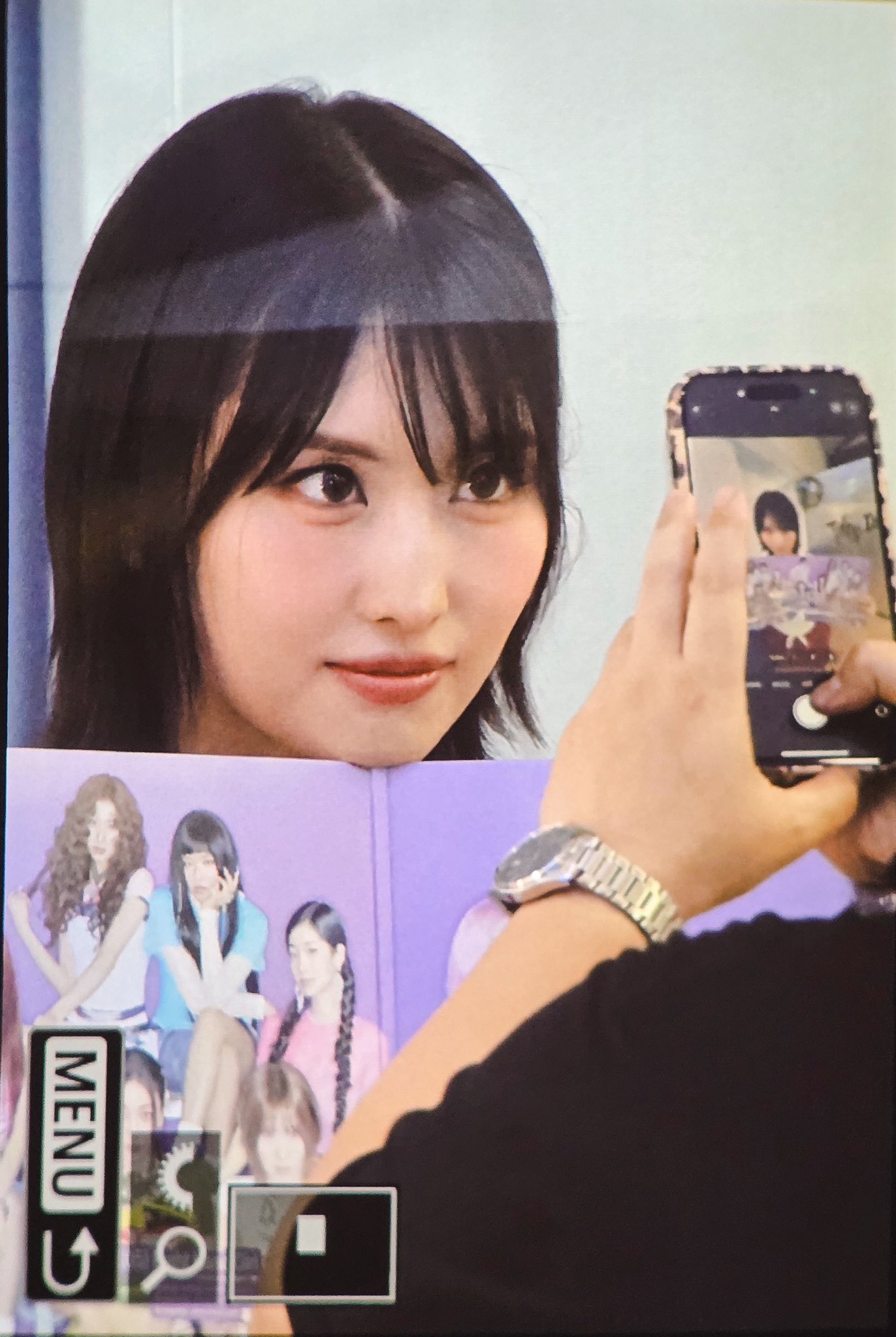 모모 (TWICE)의 최신 사진