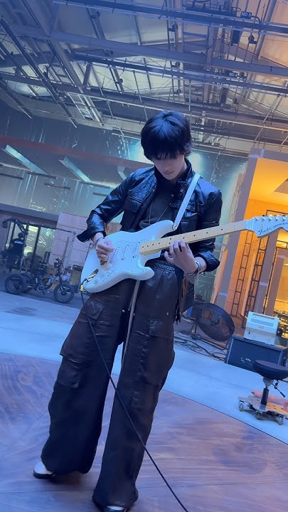 Anton (RIIZE)的最新照片