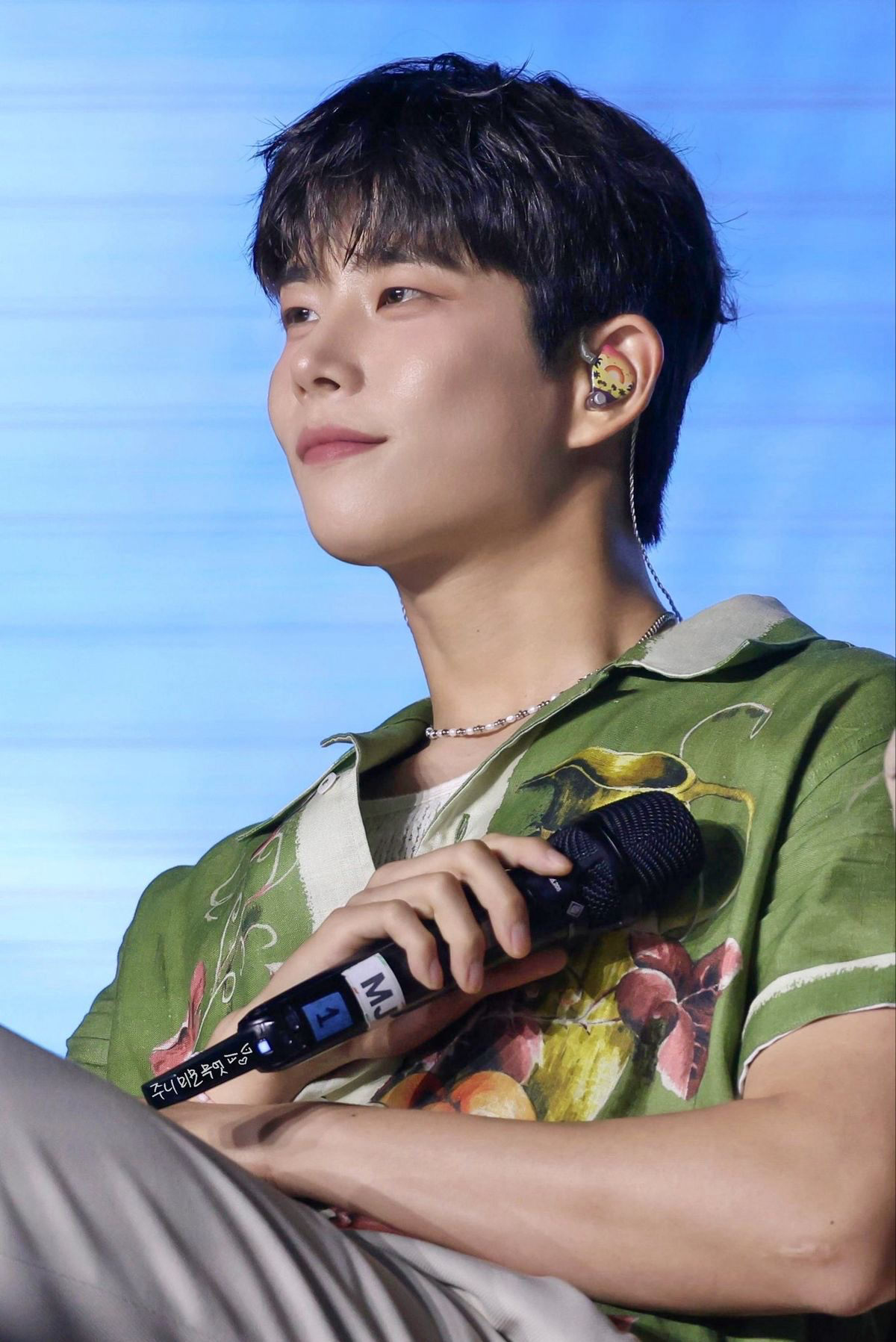 Latest photo of MJ (ASTRO)