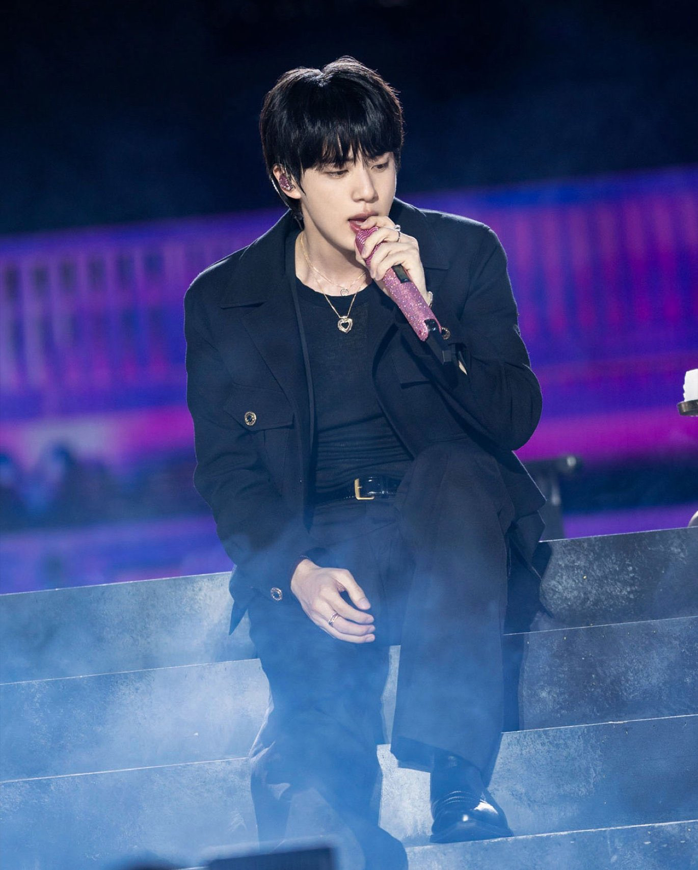 Behind-the-scenes cut of Jin (BTS)