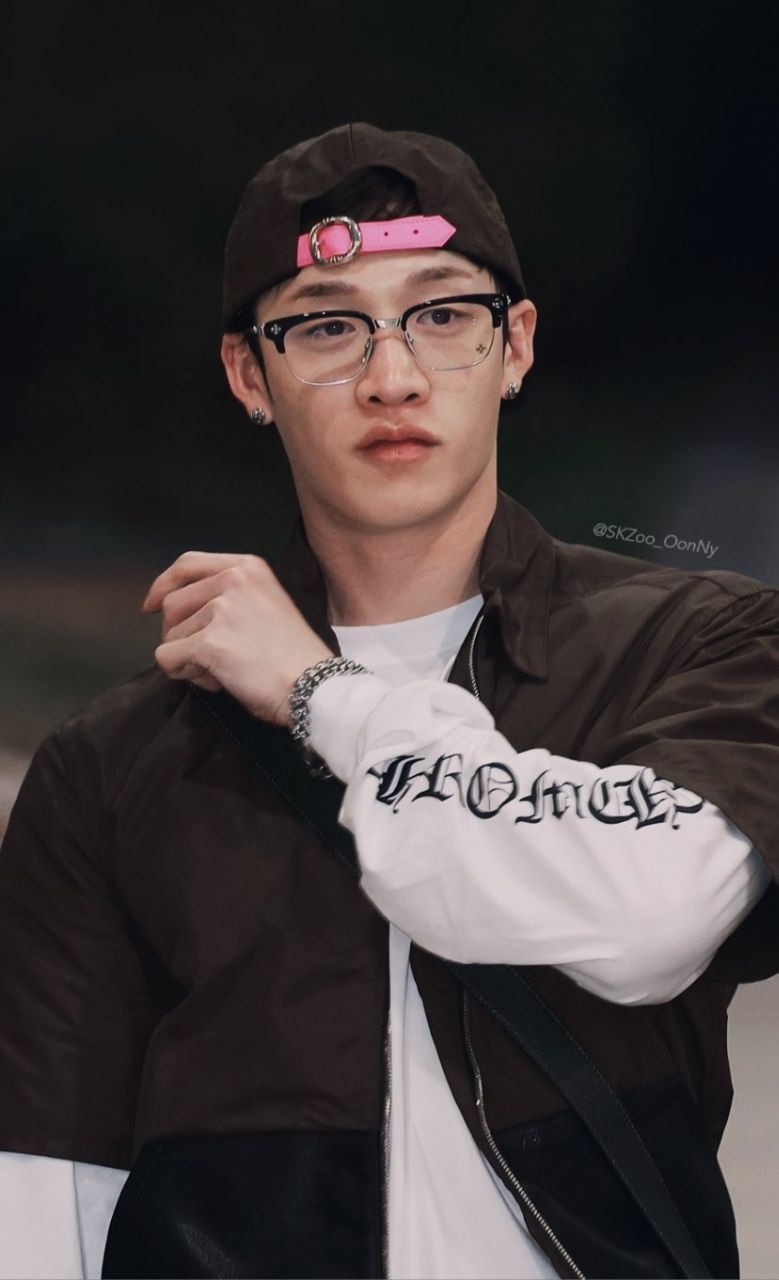 Behind-the-scenes cut of Stray Kids