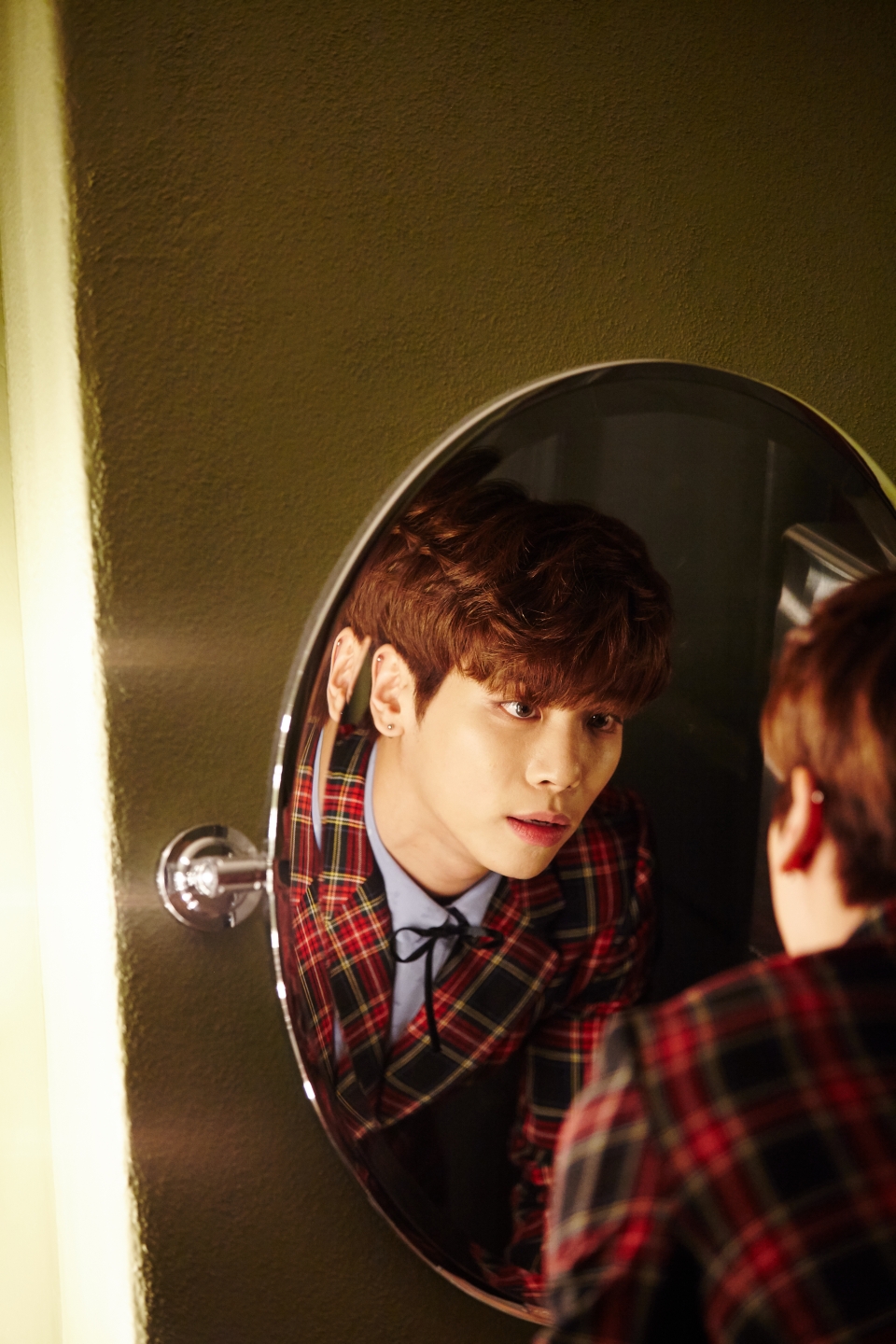 A moment captured by Jonghyun (SHINee)'s fan