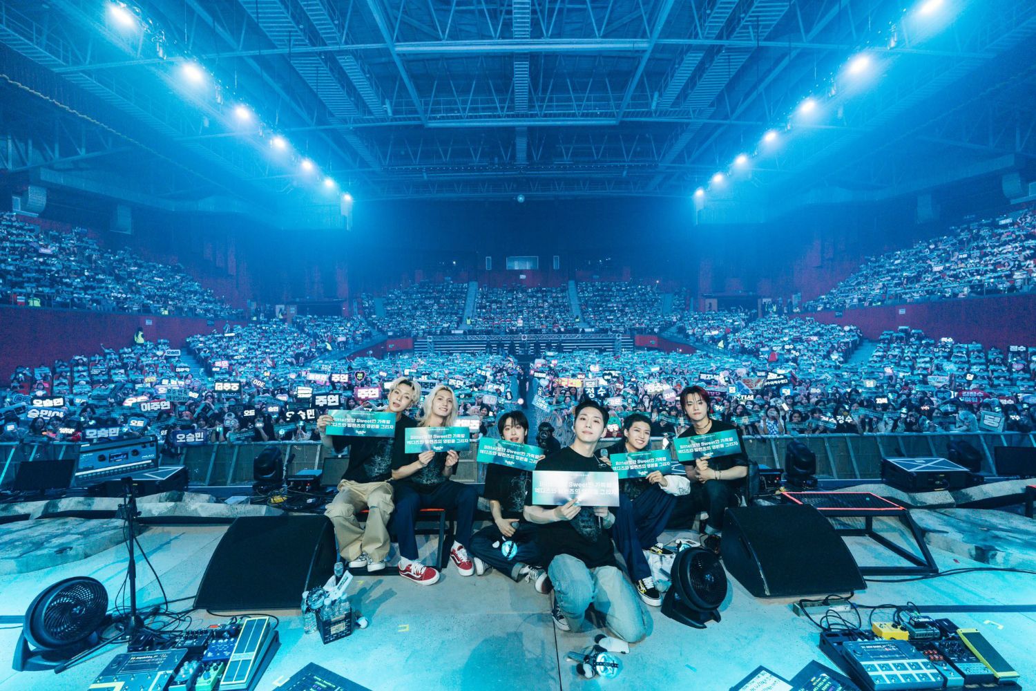 A moment captured by Xdinary Heroes's fan