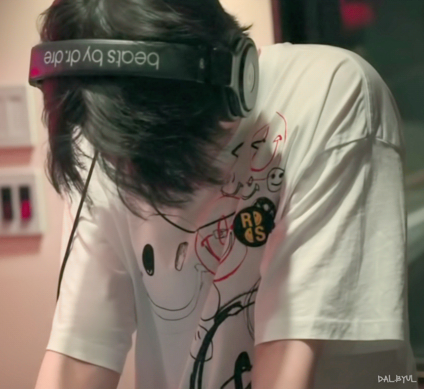 A moment captured by SUGA (BTS)'s fan