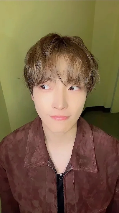 A moment captured by Hongjoong (ATEEZ)'s fan