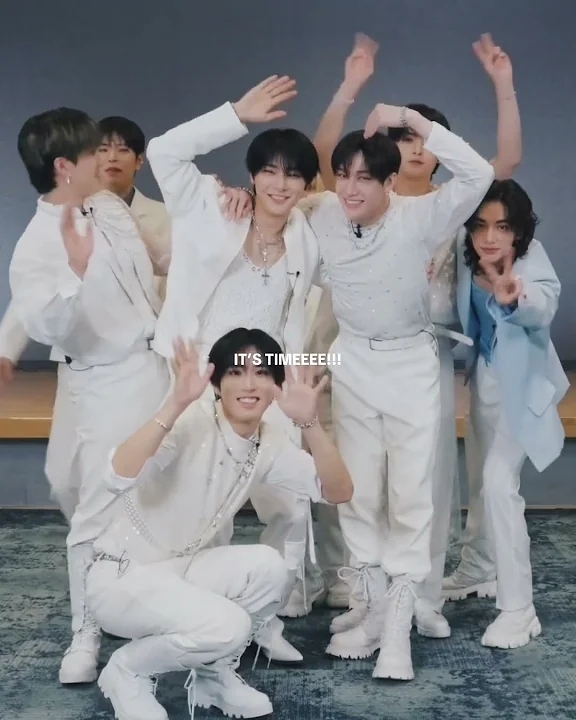 Behind-the-scenes cut of Stray Kids