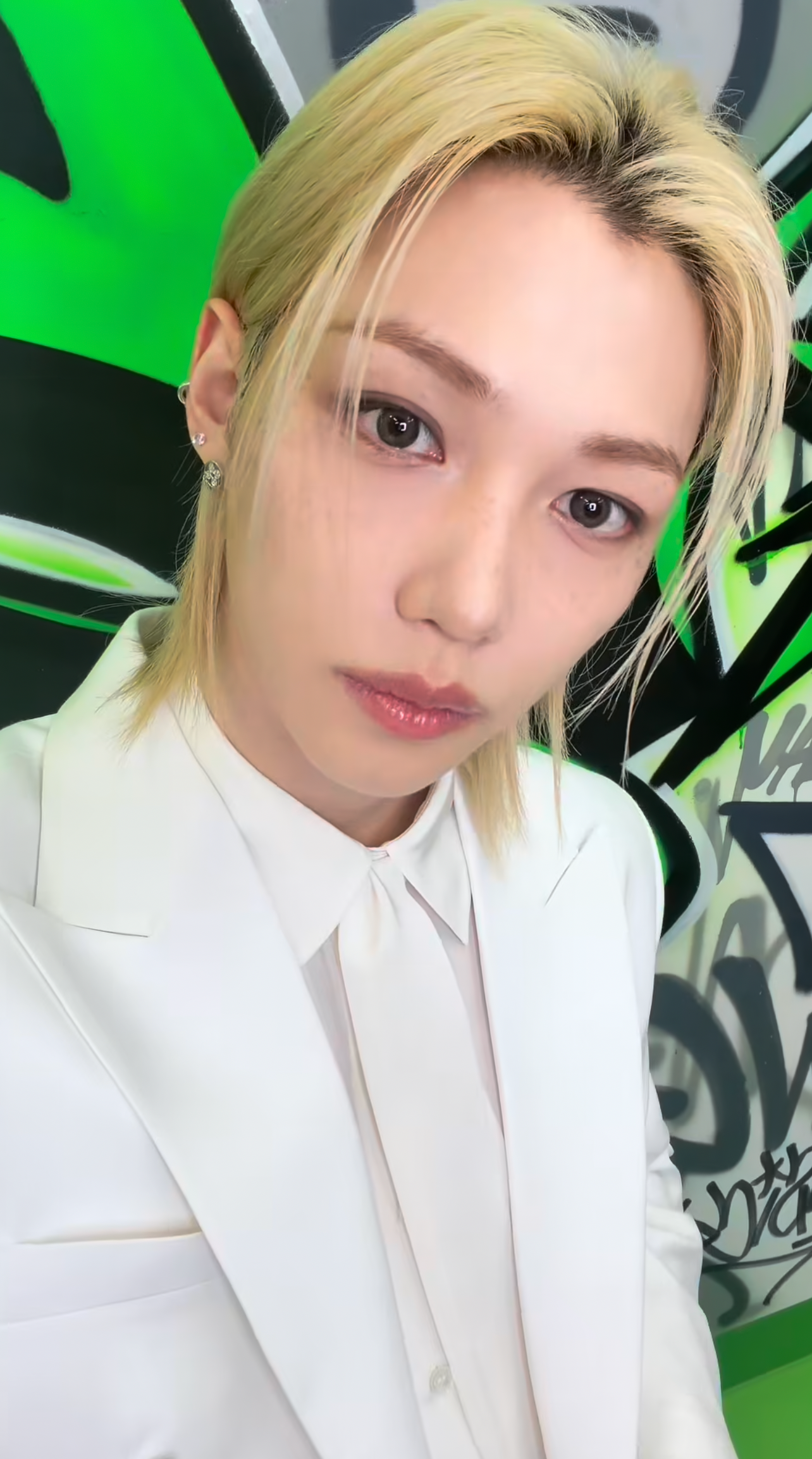 Behind-the-scenes cut of Felix (Stray Kids)