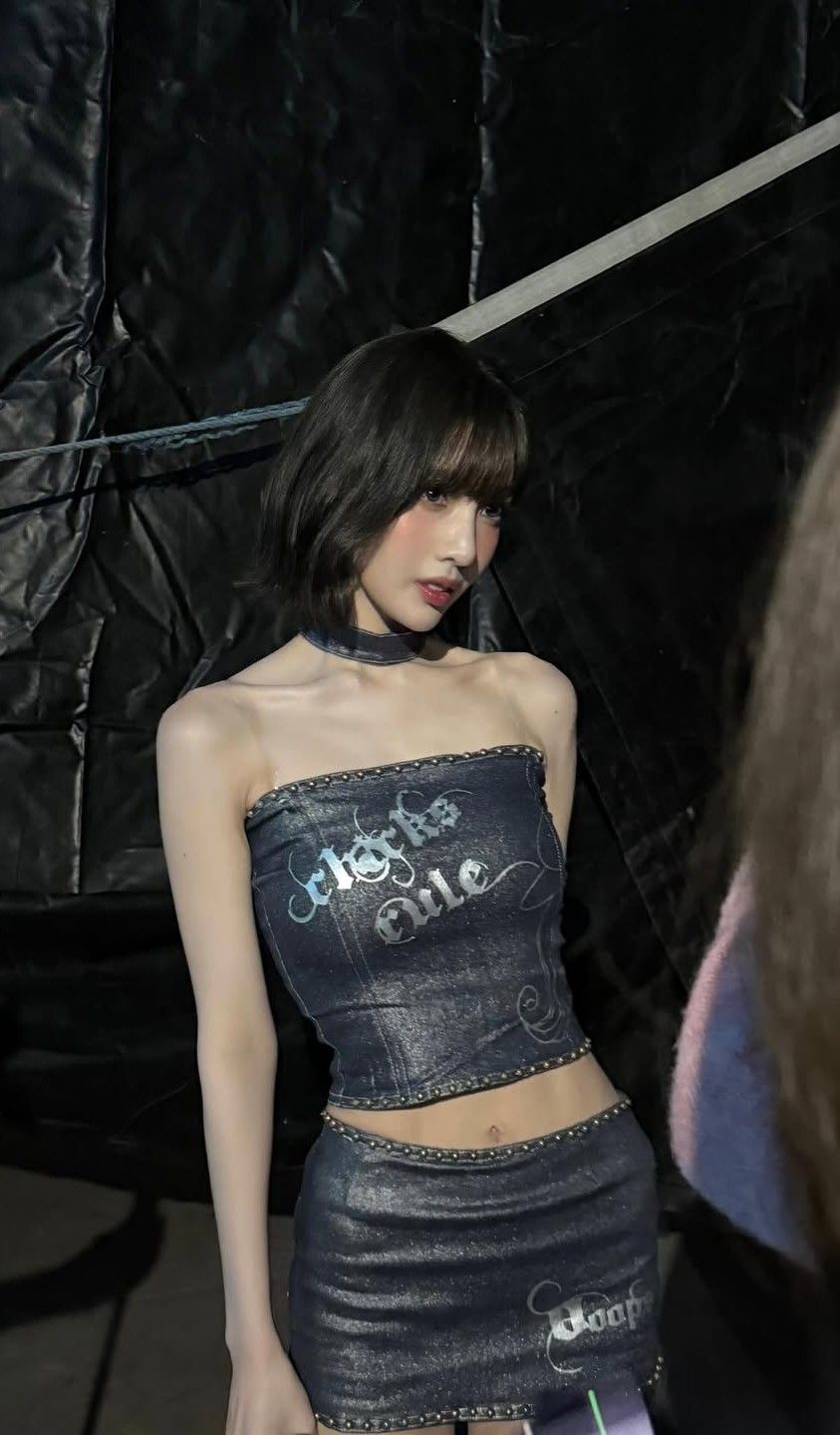 A moment captured by Joy (Red Velvet)'s fan