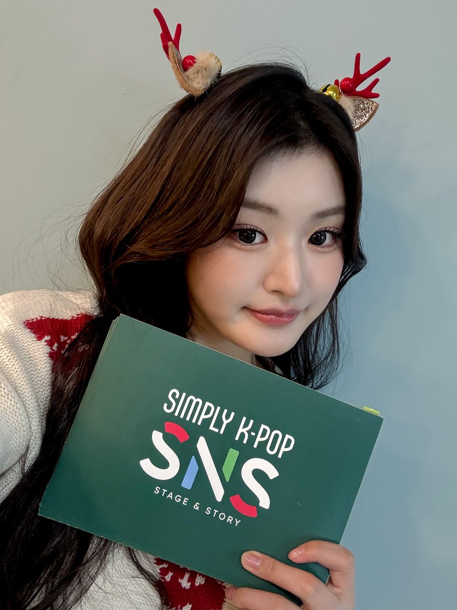 Latest photo of FIFTY FIFTY