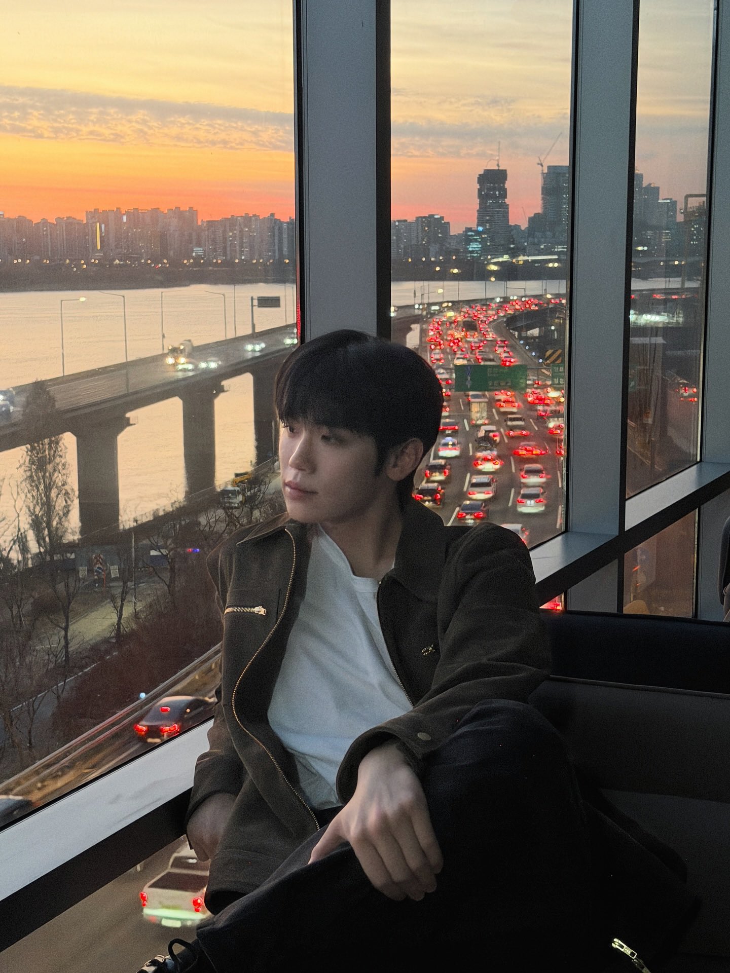 Behind-the-scenes cut of Kim Taerae (ZEROBASEONE)