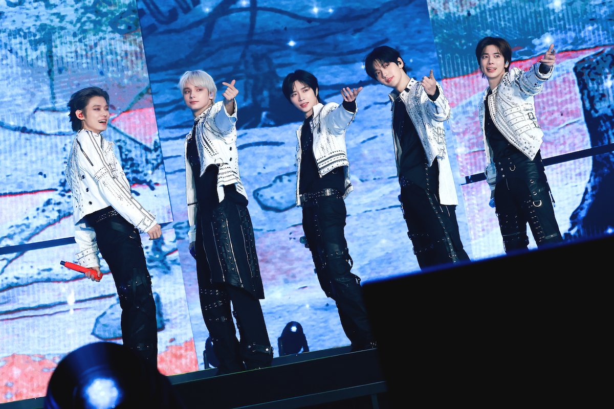 TOMORROW X TOGETHERの最近の活動写真