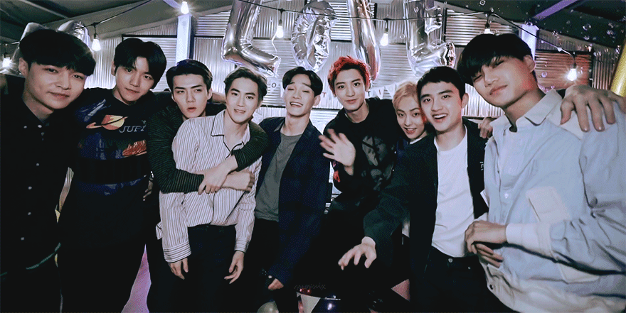 A moment captured by EXO's fan