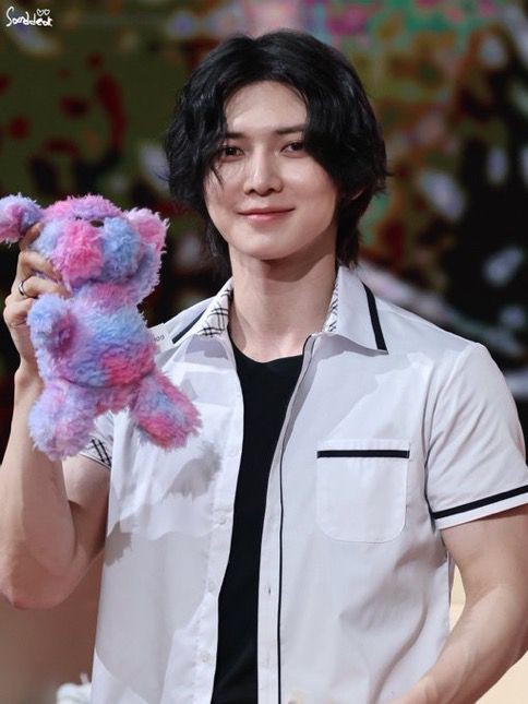 에이티즈의 비하인드 컷