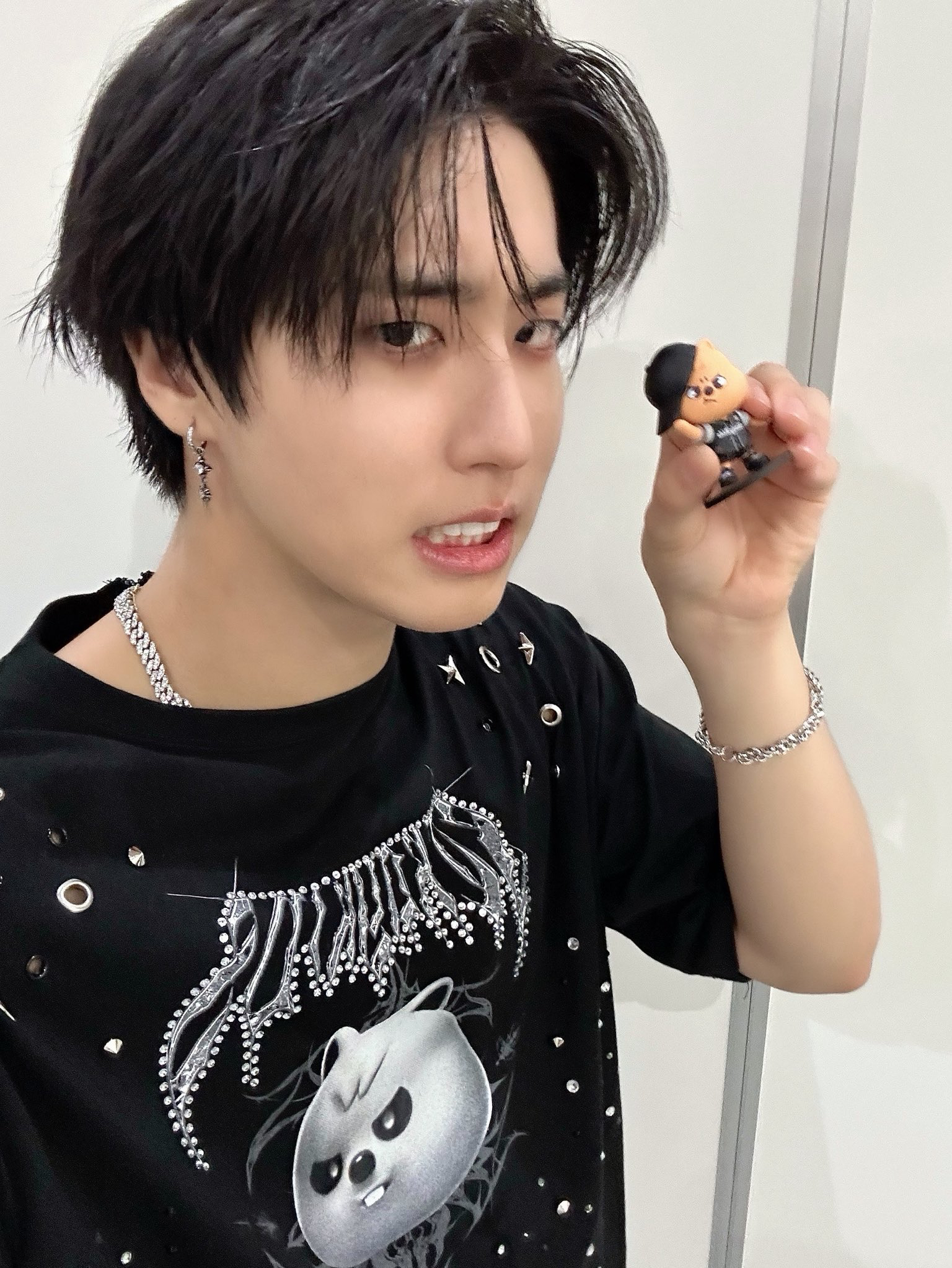 Latest photo of HAN (Stray Kids)