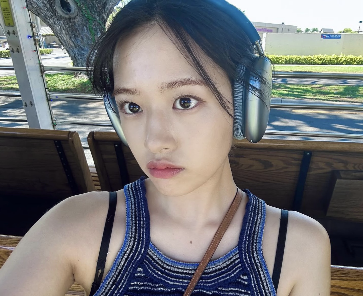 Recent activity shot of An Yujin (IVE)