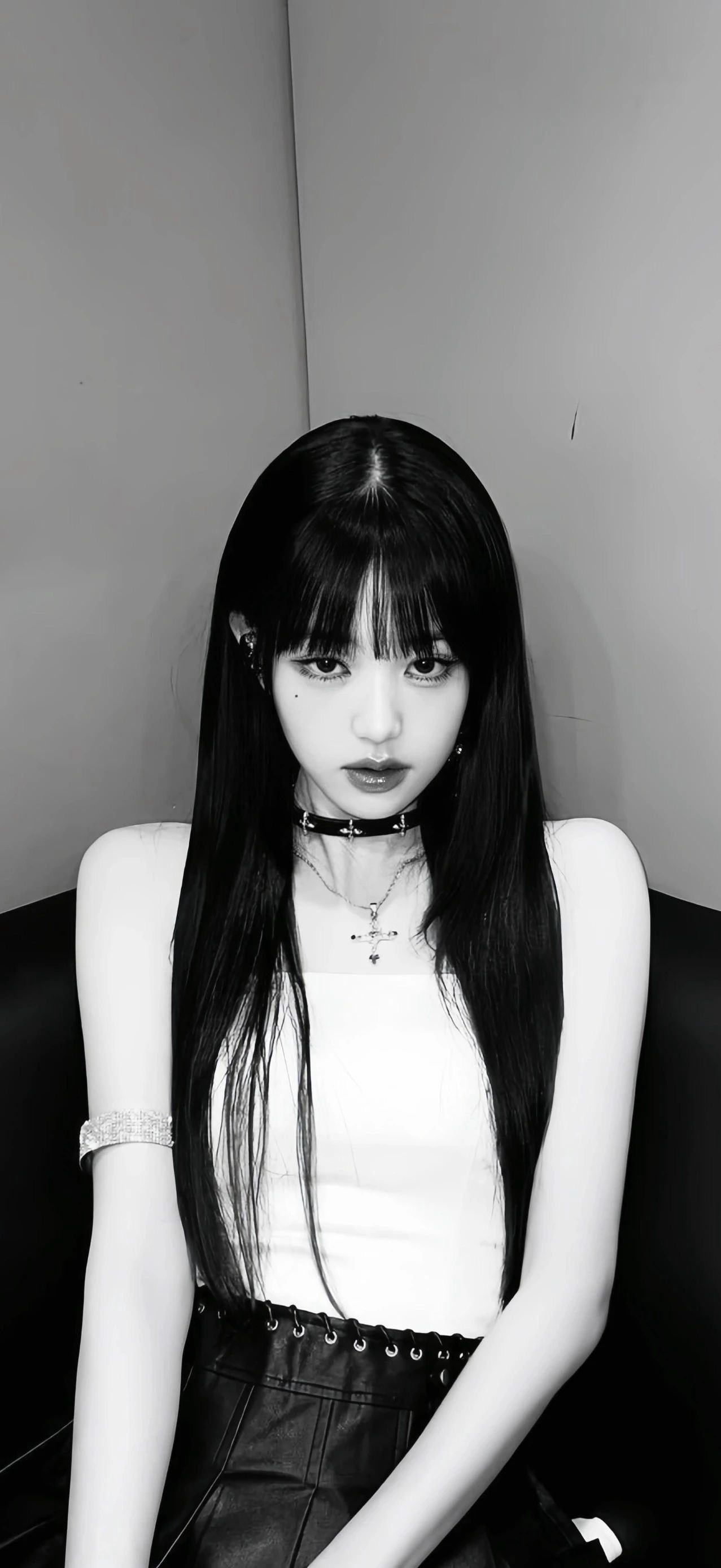 Fan-made special wallpaper for Jang Wonyoung (IVE)