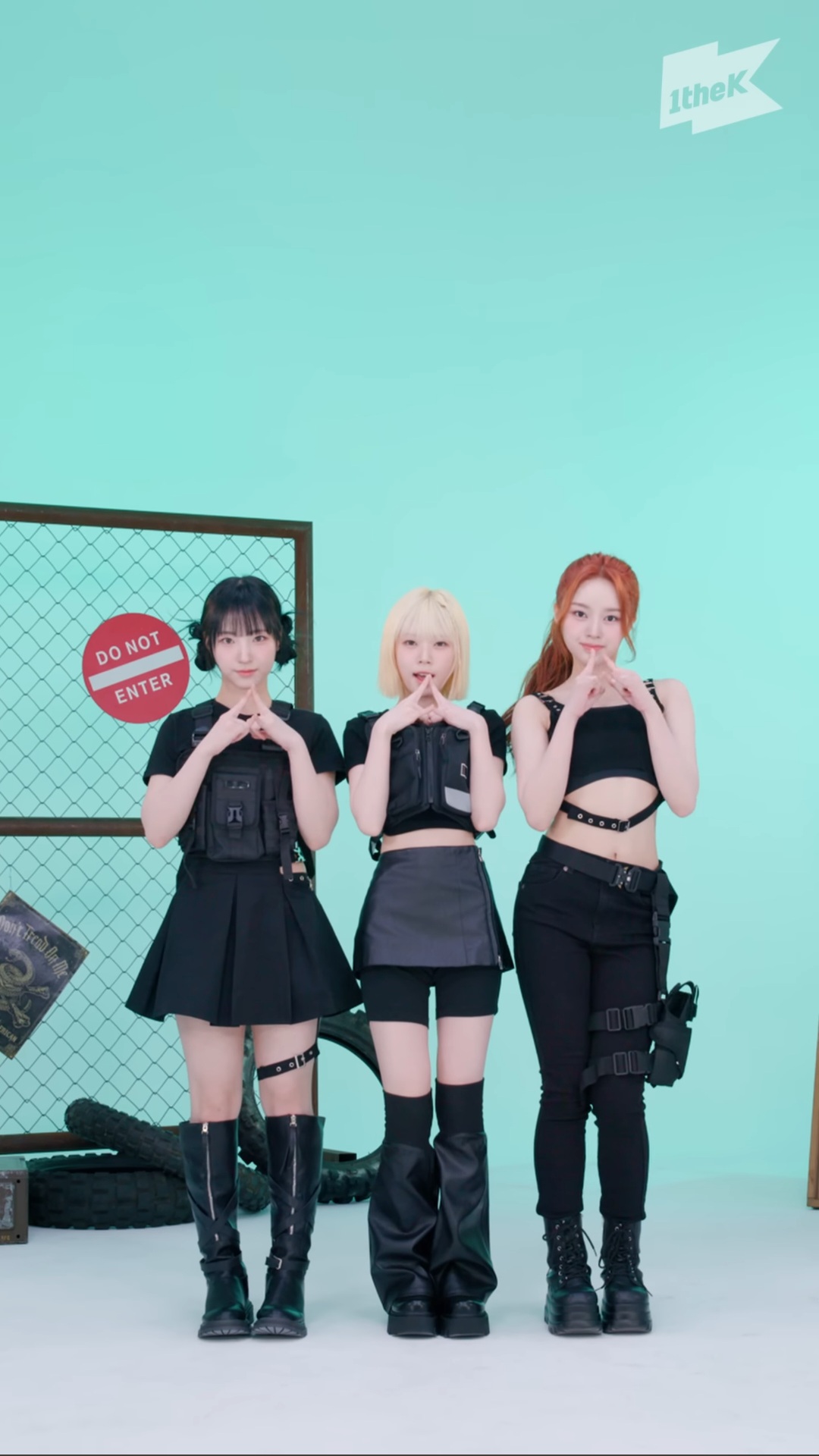 The most beloved wallpaper among UNIS's fans