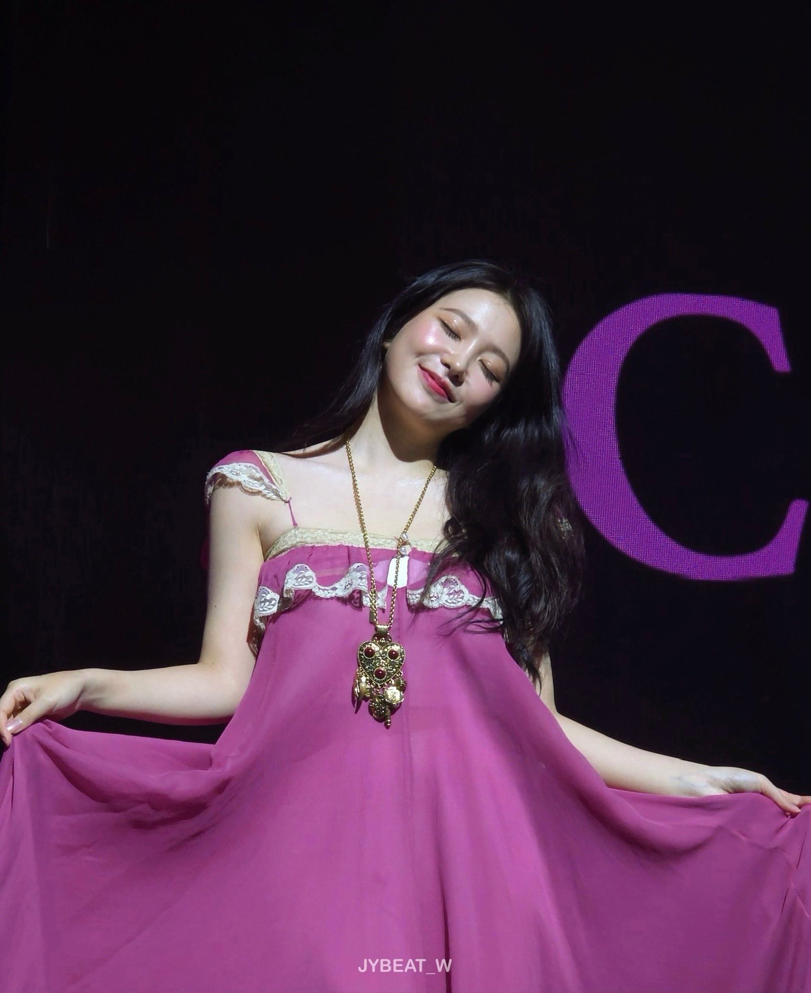 Latest photo of Yeri (Red Velvet)