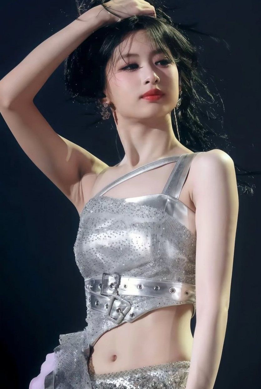 Behind-the-scenes cut of BABYMONSTER