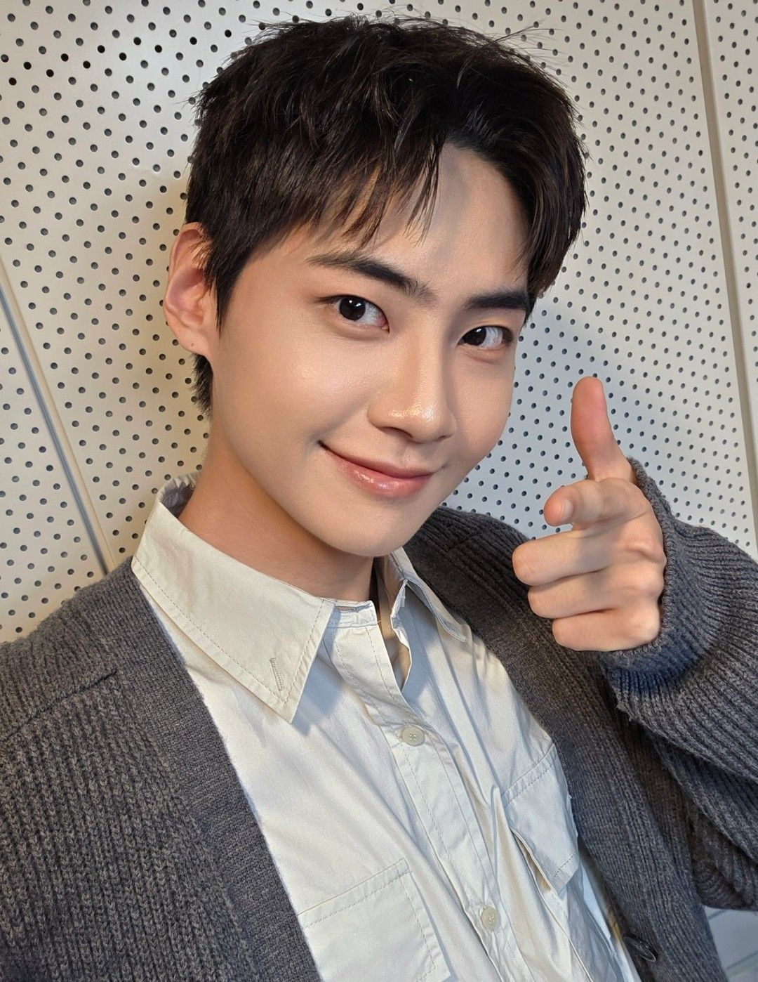 Recent activity shot of Lee Jinhyuk