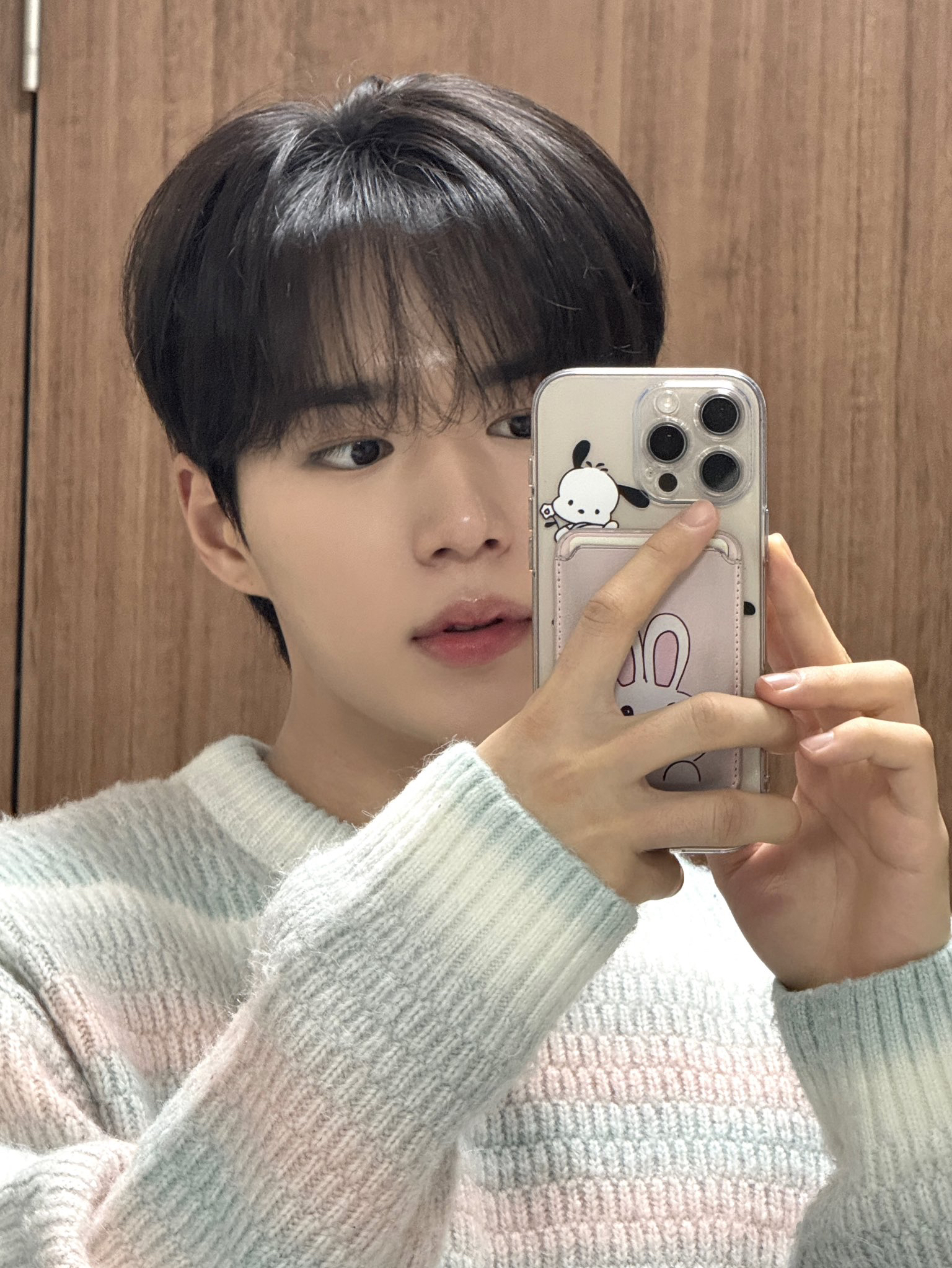 Recent activity shot of Kim Junseo (ALPHA DRIVE ONE)