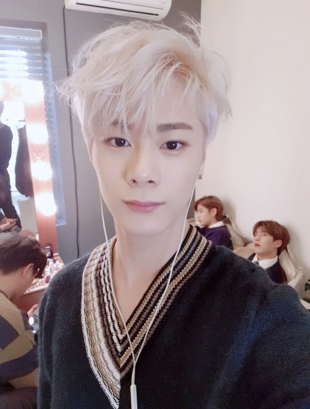 Behind-the-scenes cut of Moonbin (ASTRO)