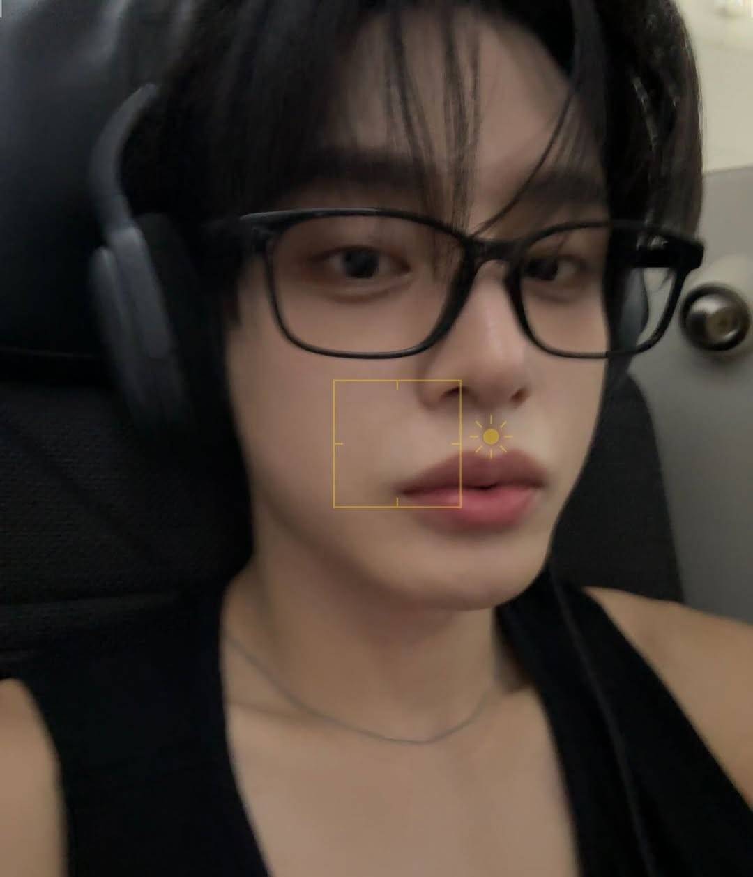 Recent activity shot of Kim Jiwoong (ZEROBASEONE)