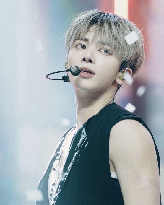 太顯 (TOMORROW X TOGETHER)的最新照片