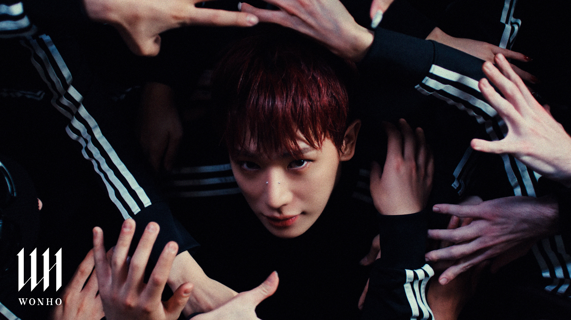 Behind-the-scenes cut of Wonho