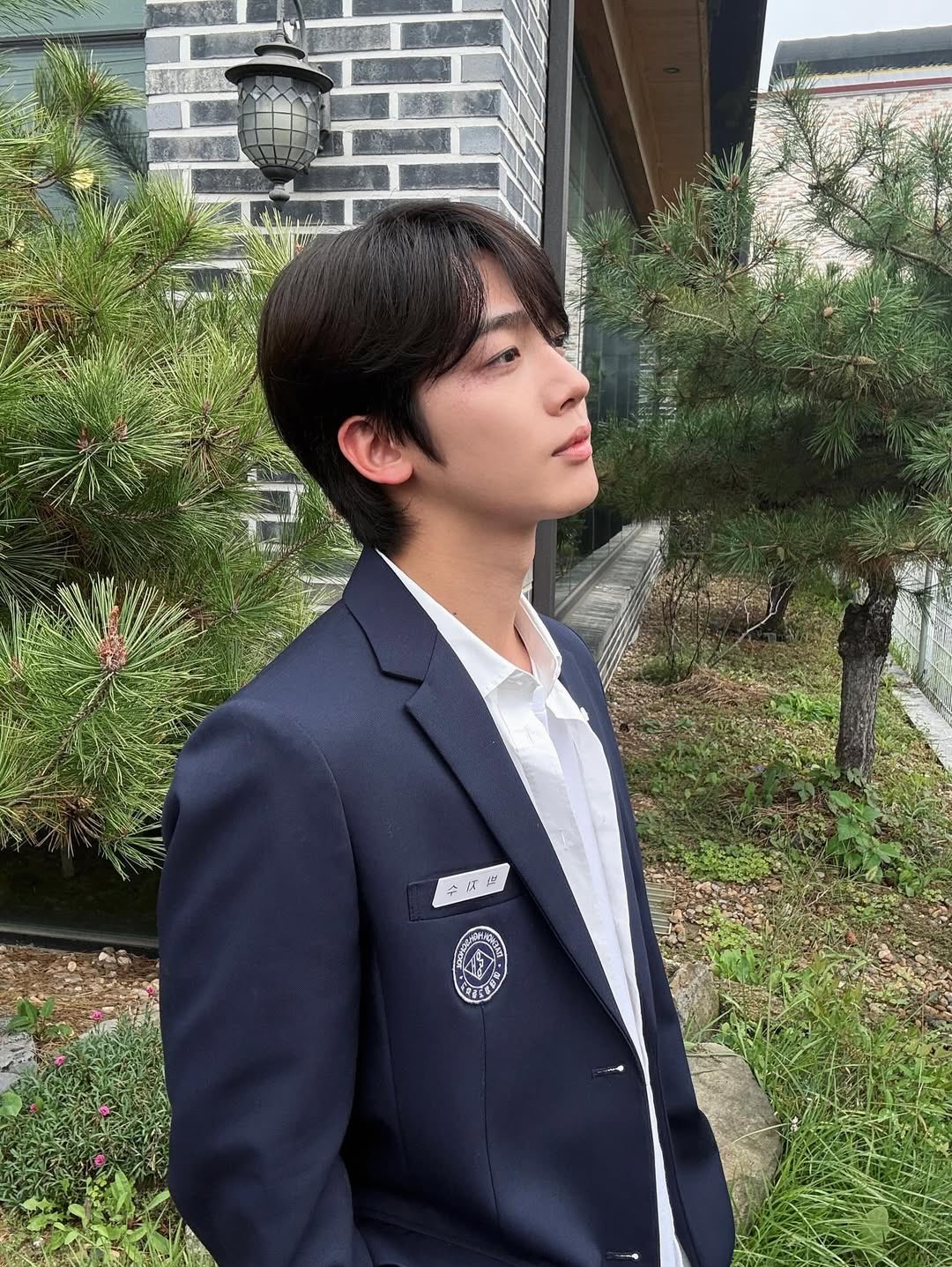 Latest photo of Kim Yohan (WEi)