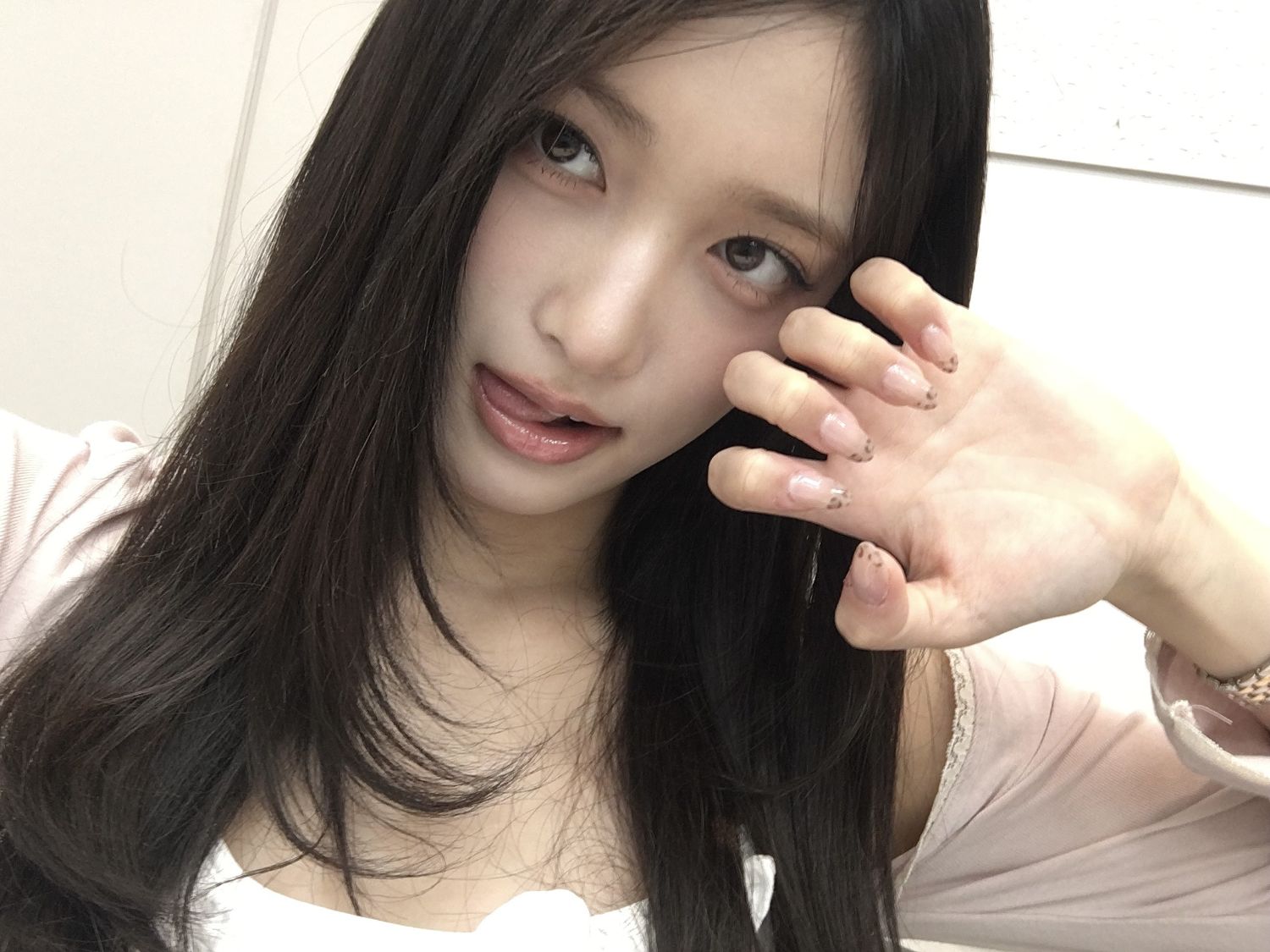 Latest photo of Leeseo (IVE)