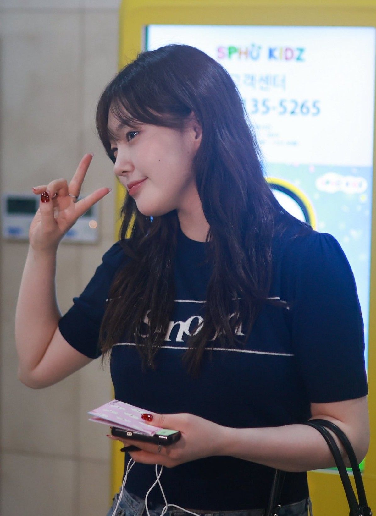 A moment captured by Kim Chaehyun (Kep1er)'s fan