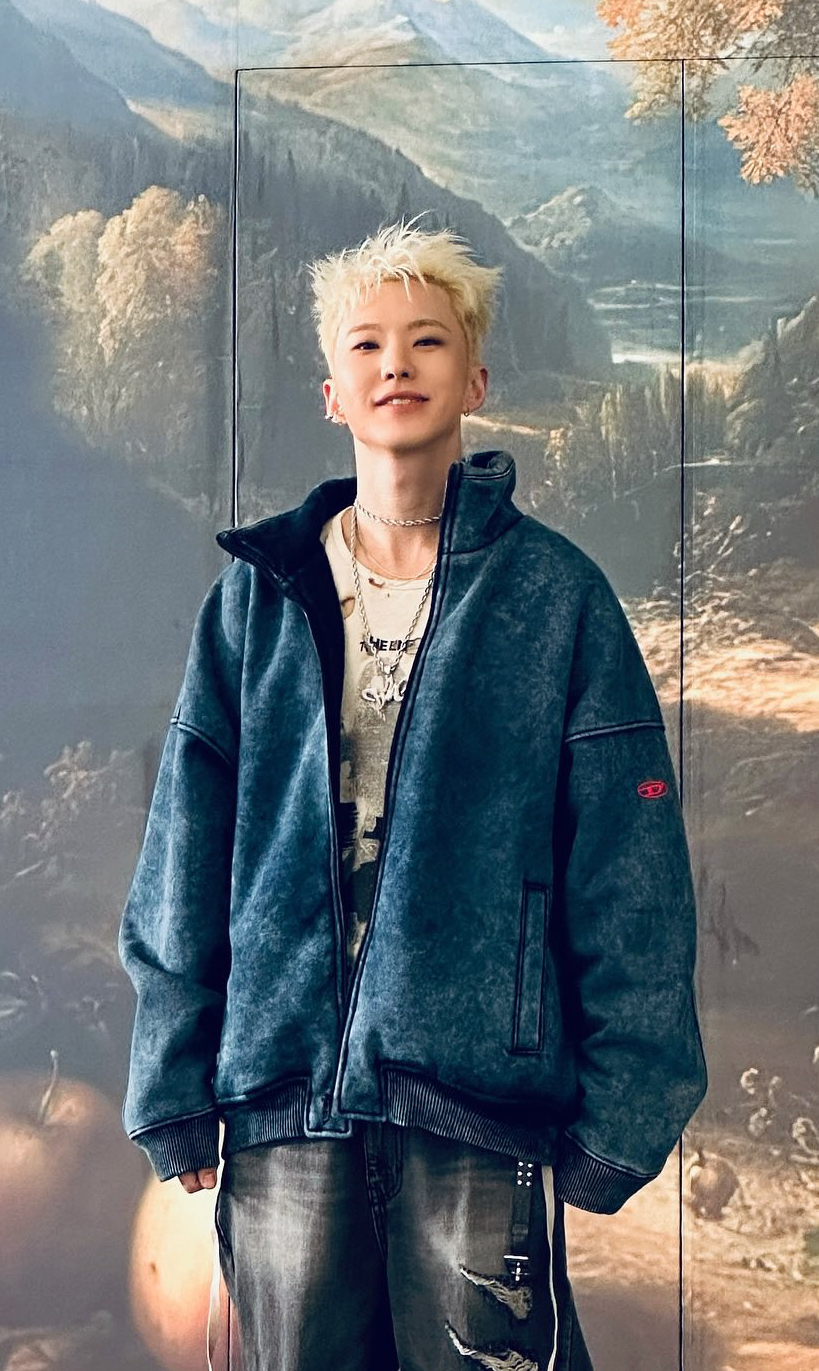 Recent activity shot of Hoshi (SEVENTEEN)