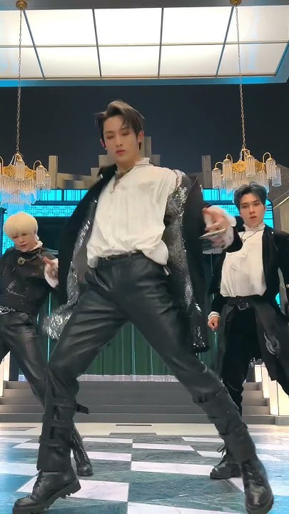 Behind-the-scenes cut of WayV