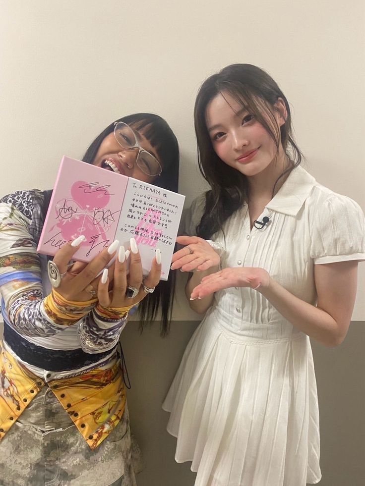 Latest photo of Iroha (ILLIT)